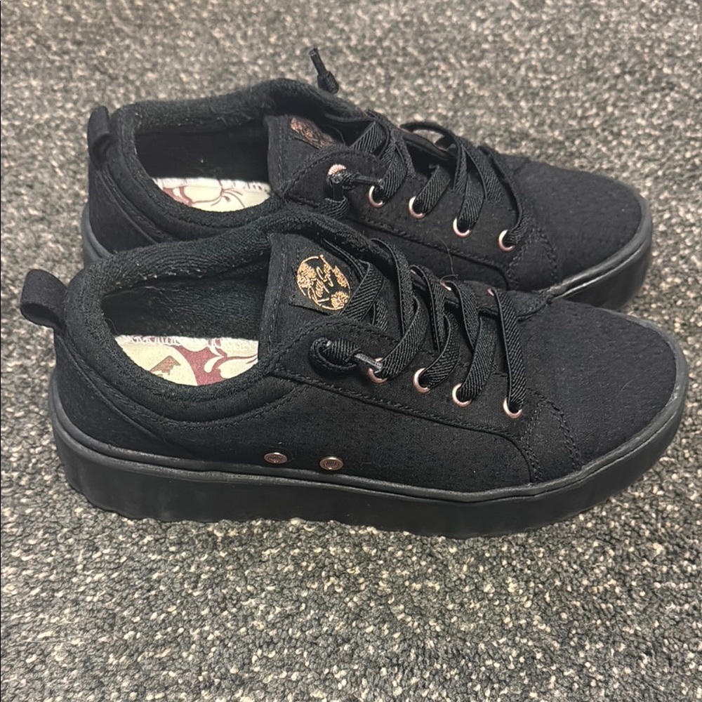 Black Casual Sneakers